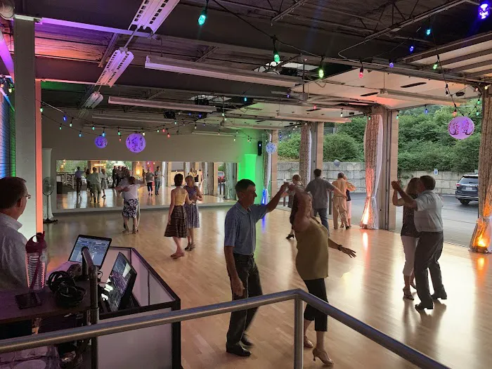 Step By Step Dance Studio & Ballroom Picture 4
