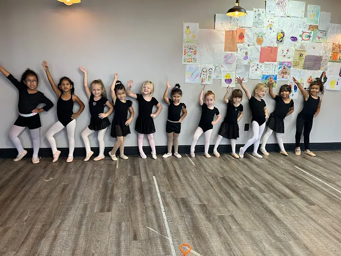 Dance Factory II Picture 6