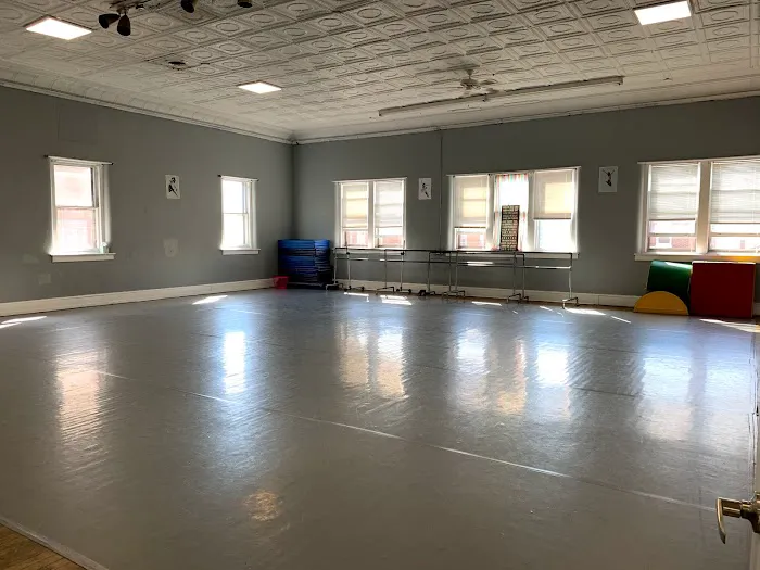 Studios On Main LLC - Dance & Tumble Center Picture 9