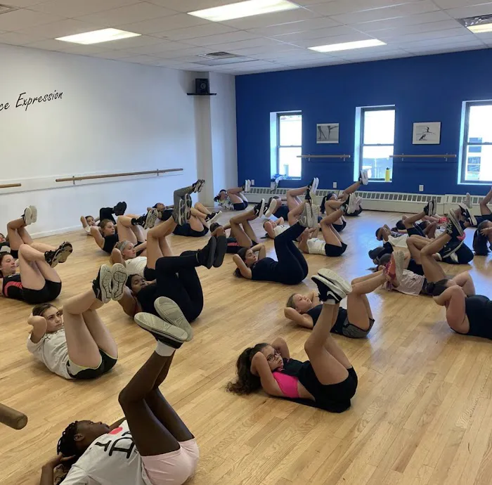 Dance Expression of Dutchess Picture 10