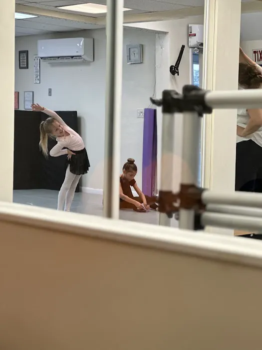 Lukas Dance Studio LLC Picture 1