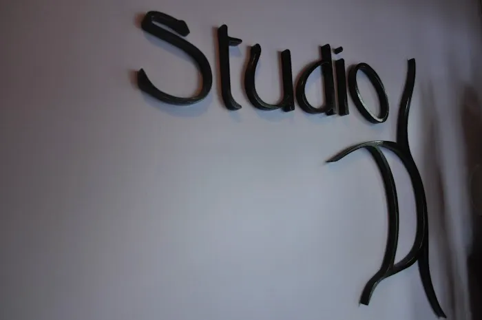 Studio D Picture 7