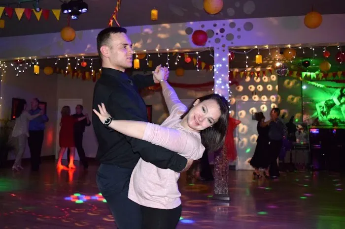 Fred Astaire Dance Studios Picture 2