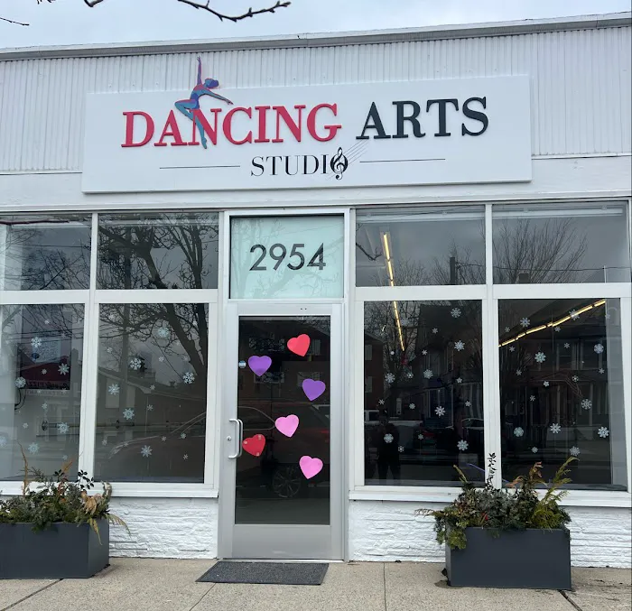 Dancing Arts Studio Picture 3