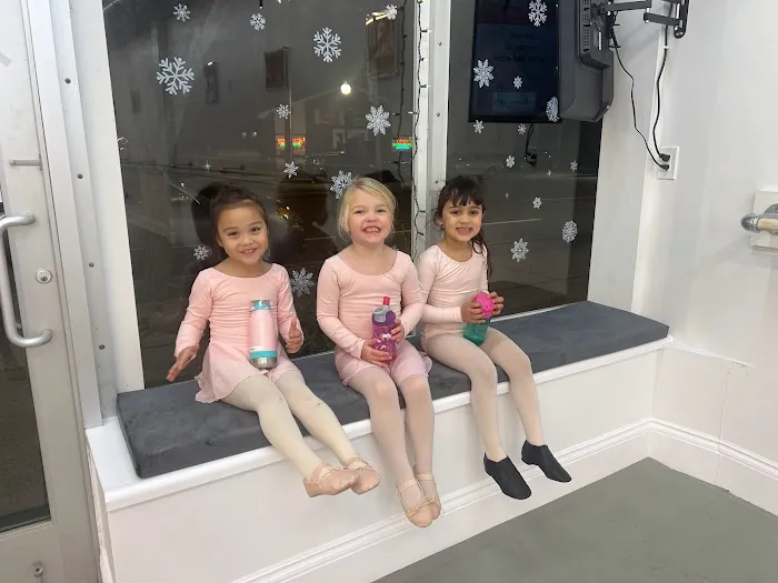 Dancing Arts Studio Picture 9