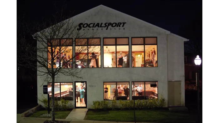 Socialsport Dance Club Picture 3