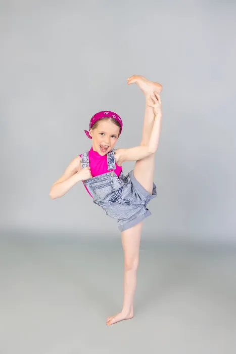 Stage Door Dance Studio Picture 8