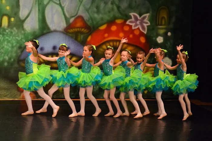 Vivian's Dance Studio Picture 1