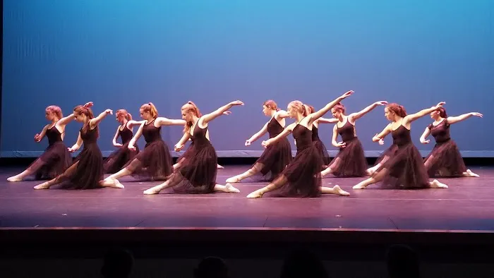 Visions Dance Company Picture 6