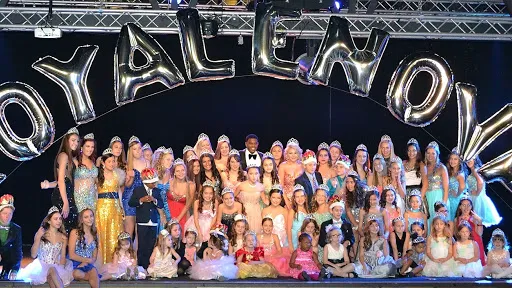 Royalenova Performing Arts Picture 8