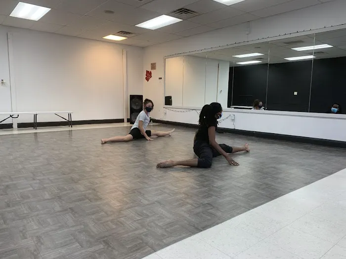 Rising Starz Dance Studio LLC Picture 3