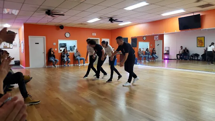 Latin Rhythm Dance Studio Picture 4