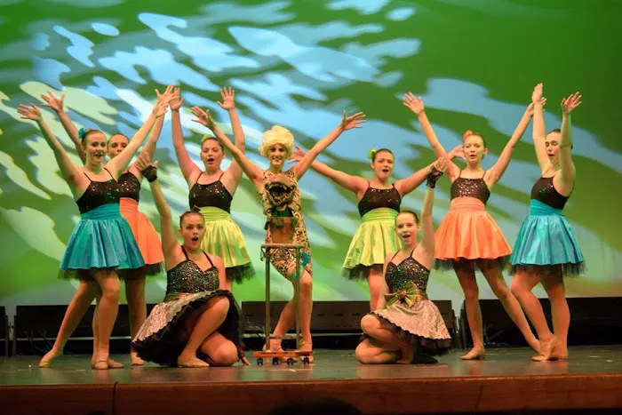 Pizzazz Dance Center Picture 10