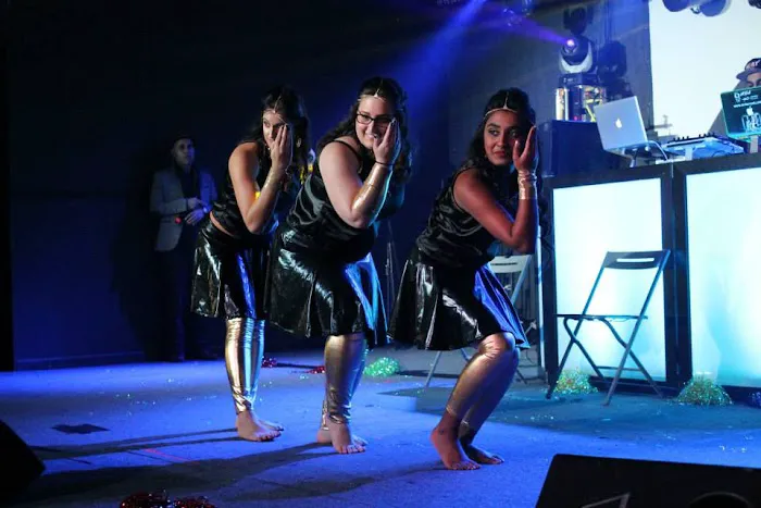 taarang dance & fitness Picture 3