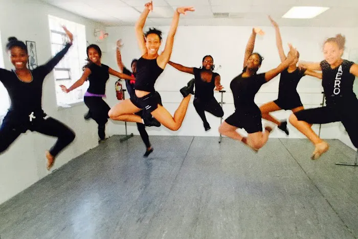 Halliday Dance Picture 2