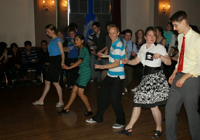 Swing Kat Entertainment Picture 1