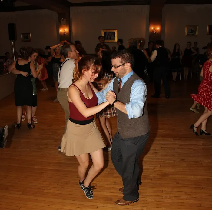 Swing Kat Entertainment Picture 4
