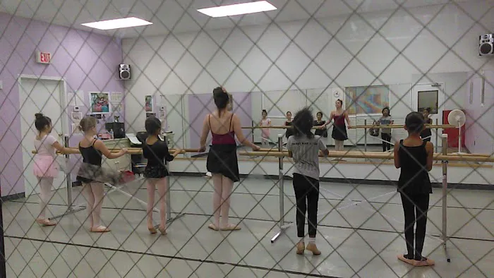 Lime Light Dance Studio Picture 1