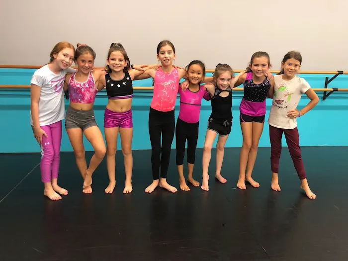 On Edge Movement Dance Studio Picture 10
