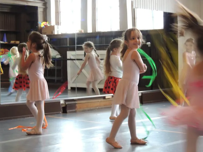 Tiny Tutus Dance Center Picture 3