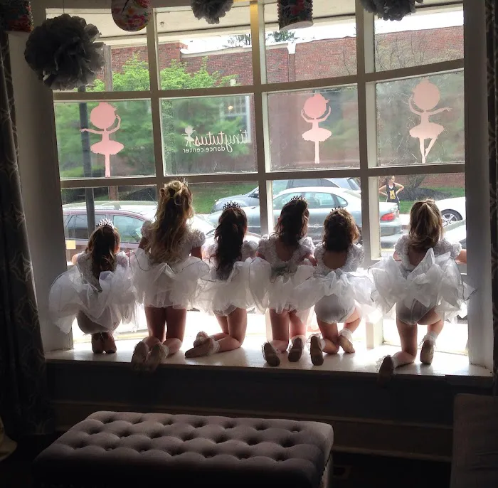 Tiny Tutus Dance Center Picture 2