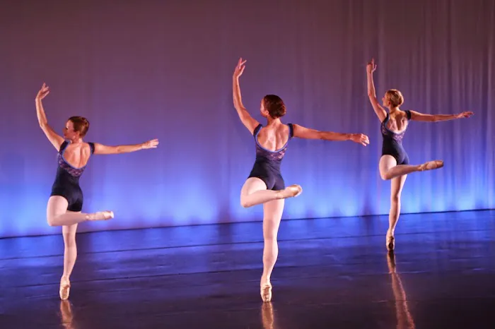 Ballet 180 School Picture 2