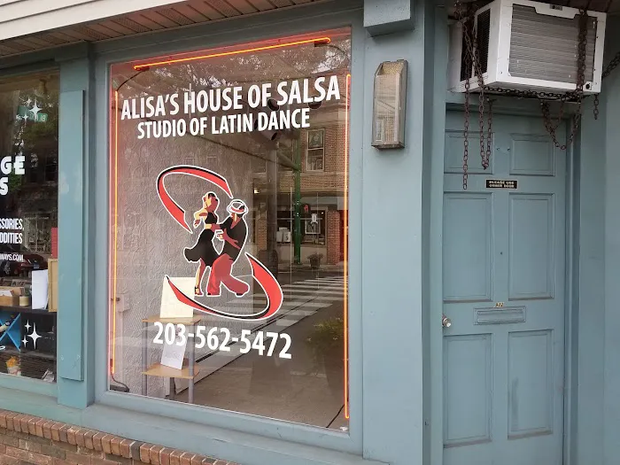 Alisa's House of Salsa Picture 5