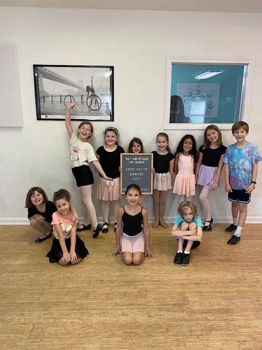 En L'air Studio of Dance Picture 6
