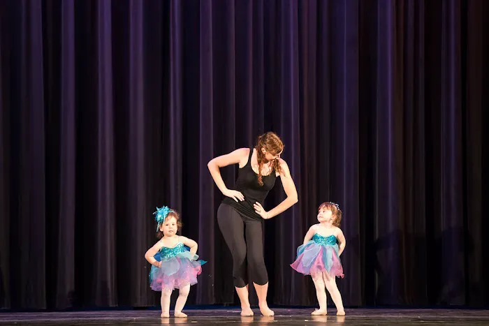 En L'air Studio of Dance Picture 9