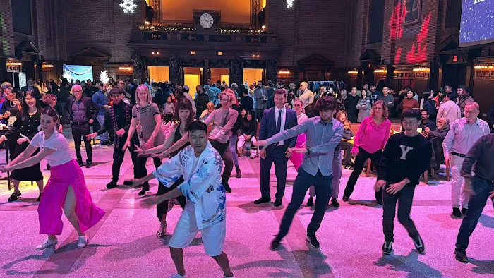 Baila Con Gusto CT Picture 3