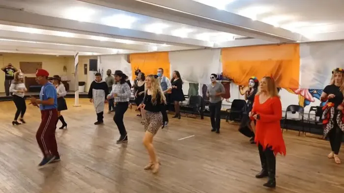 Baila Con Gusto CT Picture 1