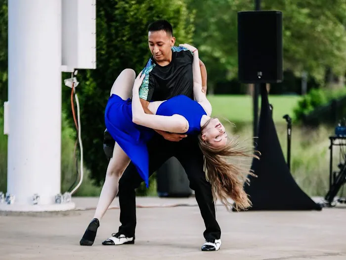 Baila Con Gusto CT Picture 9