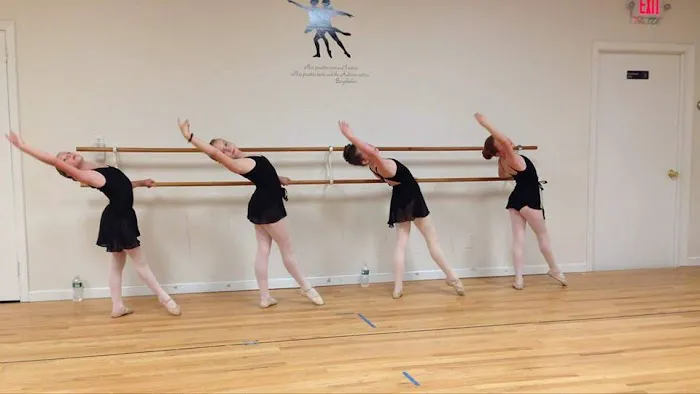 Moya Strast Ballet Theater: School of Russian Ballet Picture 2