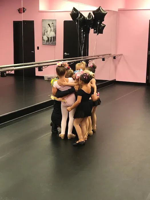 Cape May Dancers Picture 5