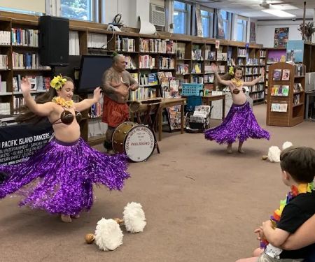 South Pacific Island Dancers
