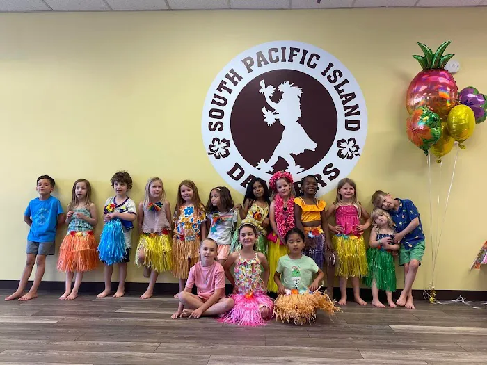 South Pacific Island Dancers Picture 10