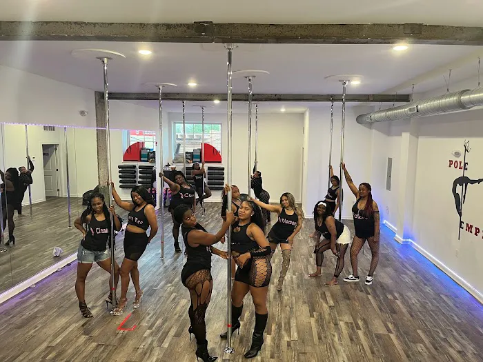 Pole Empress Picture 5