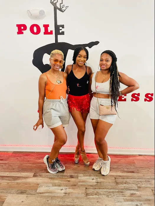 Pole Empress Picture 2