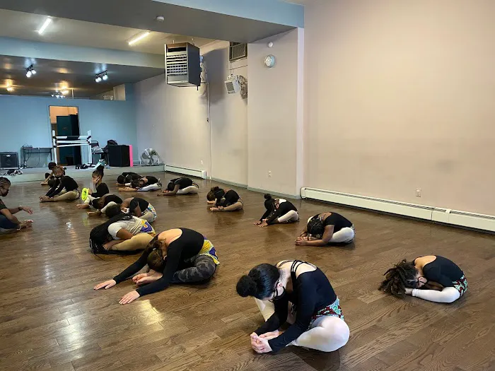 Monarch Dance Academy Picture 3