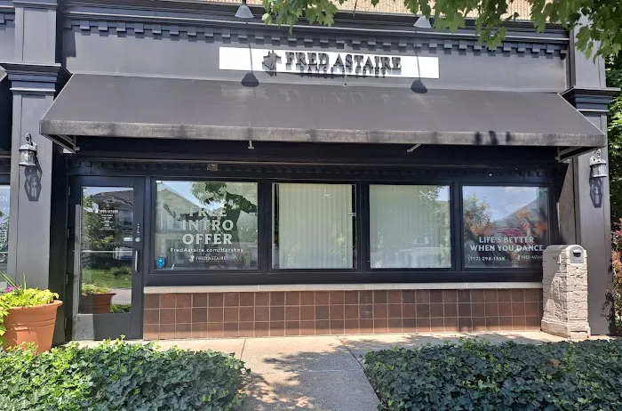 Fred Astaire Dance Studios Picture 9
