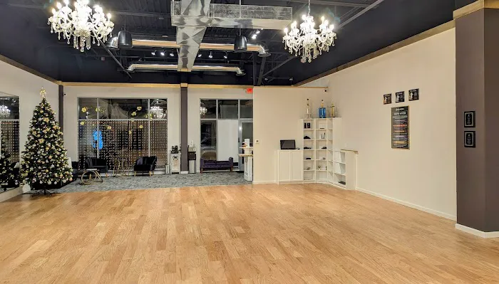Fred Astaire Dance Studios Picture 4