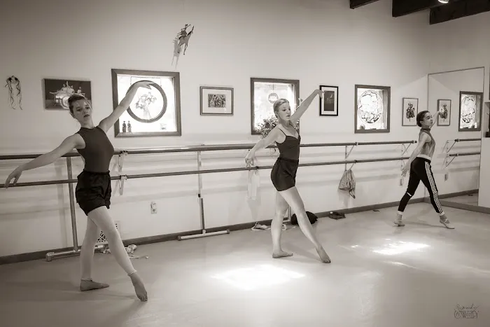 Starship Dance Studio Picture 1