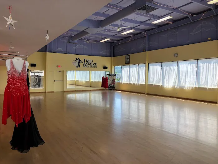 Fred Astaire Dance Studios of Canton, CT Picture 3