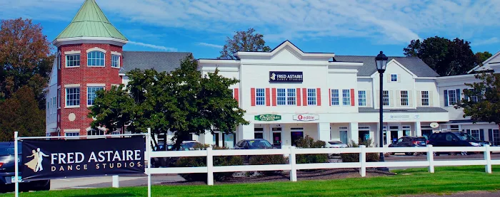 Fred Astaire Dance Studios - Madison CT Picture 9