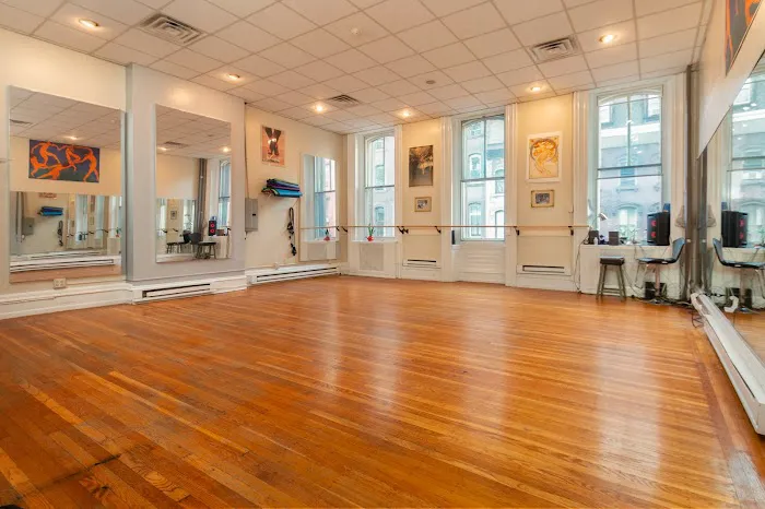 Symmetry Dance Wellness Picture 3