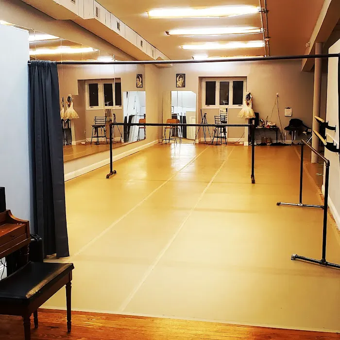 Symmetry Dance Wellness Picture 1