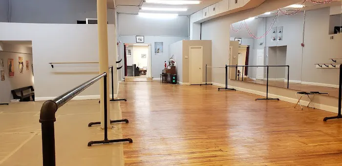 Symmetry Dance Wellness Picture 10