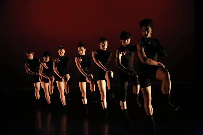 Kun-Yang Lin/Dancers (KYLD) Picture 1