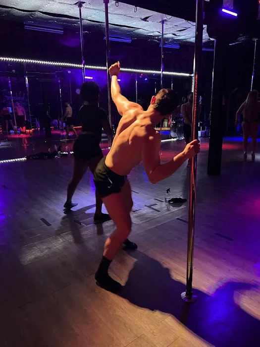 Flaunt Fitness West Picture 4