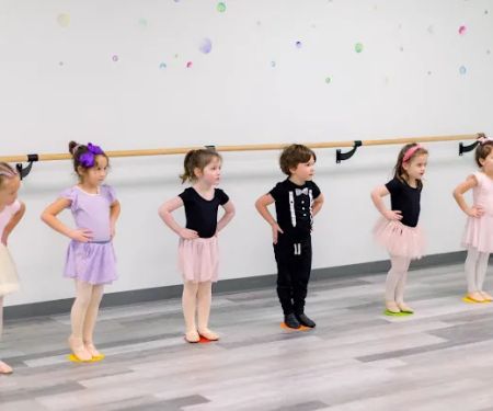 Petite Pas Ballet School